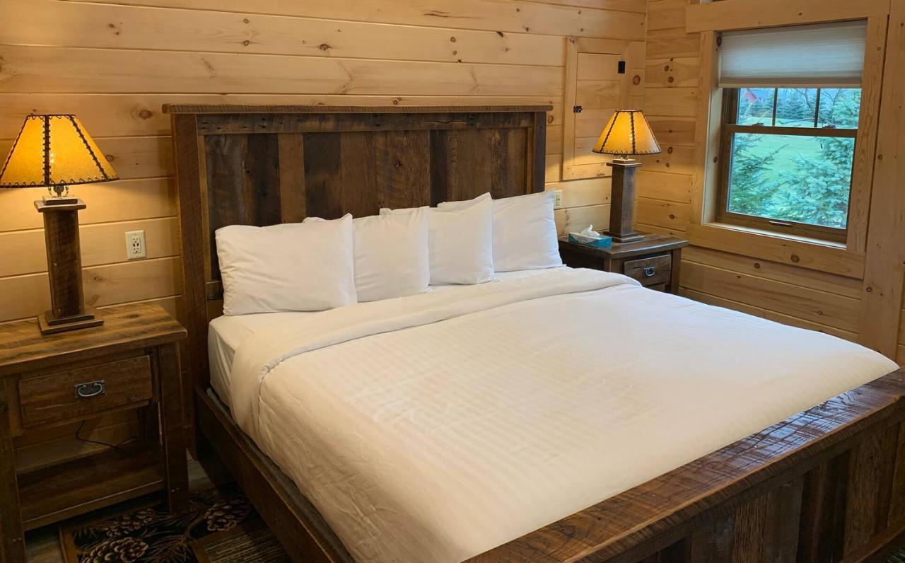 Briarwood Cabin By Amish Country Lodging Berlin Extérieur photo