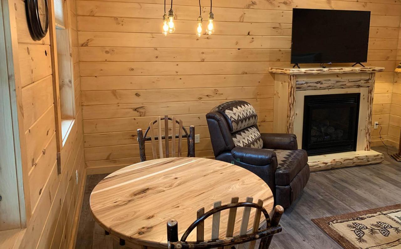 Briarwood Cabin By Amish Country Lodging Berlin Extérieur photo